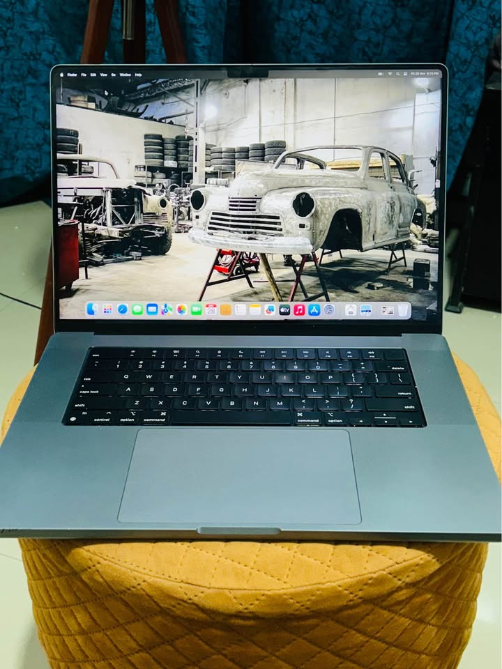 High End Laptop