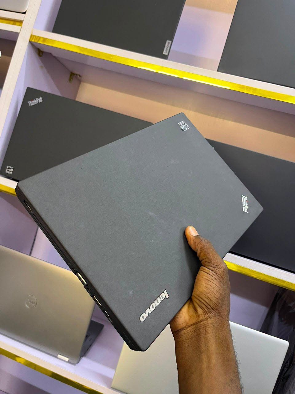 Lenovo ThinkPad X250 – Core i5 5th Gen | 8GB RAM | 256GB SSD | 12.5” HD | Windows 10