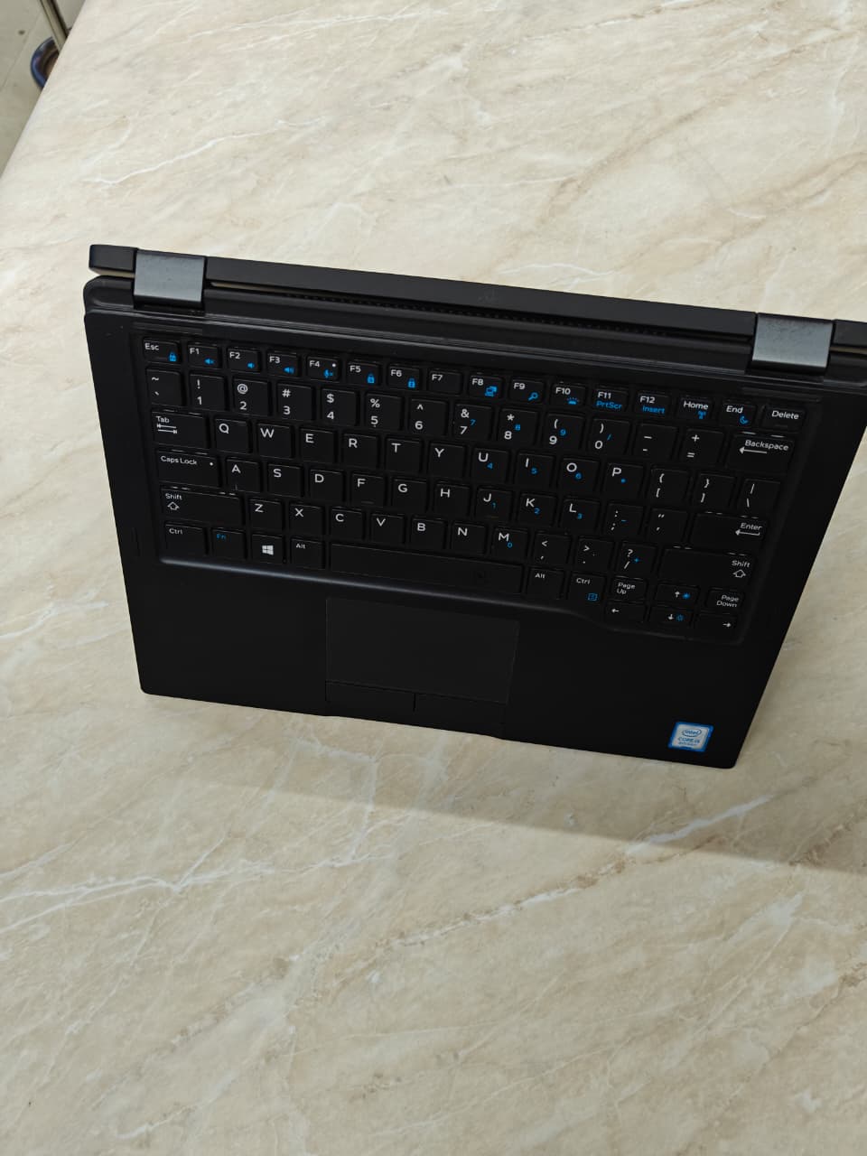 Dell Latitude 7390 2-in-1 – Core i5 8th Gen | 8GB RAM | 256GB SSD | 13.3” FHD Touch | Windows 10/11