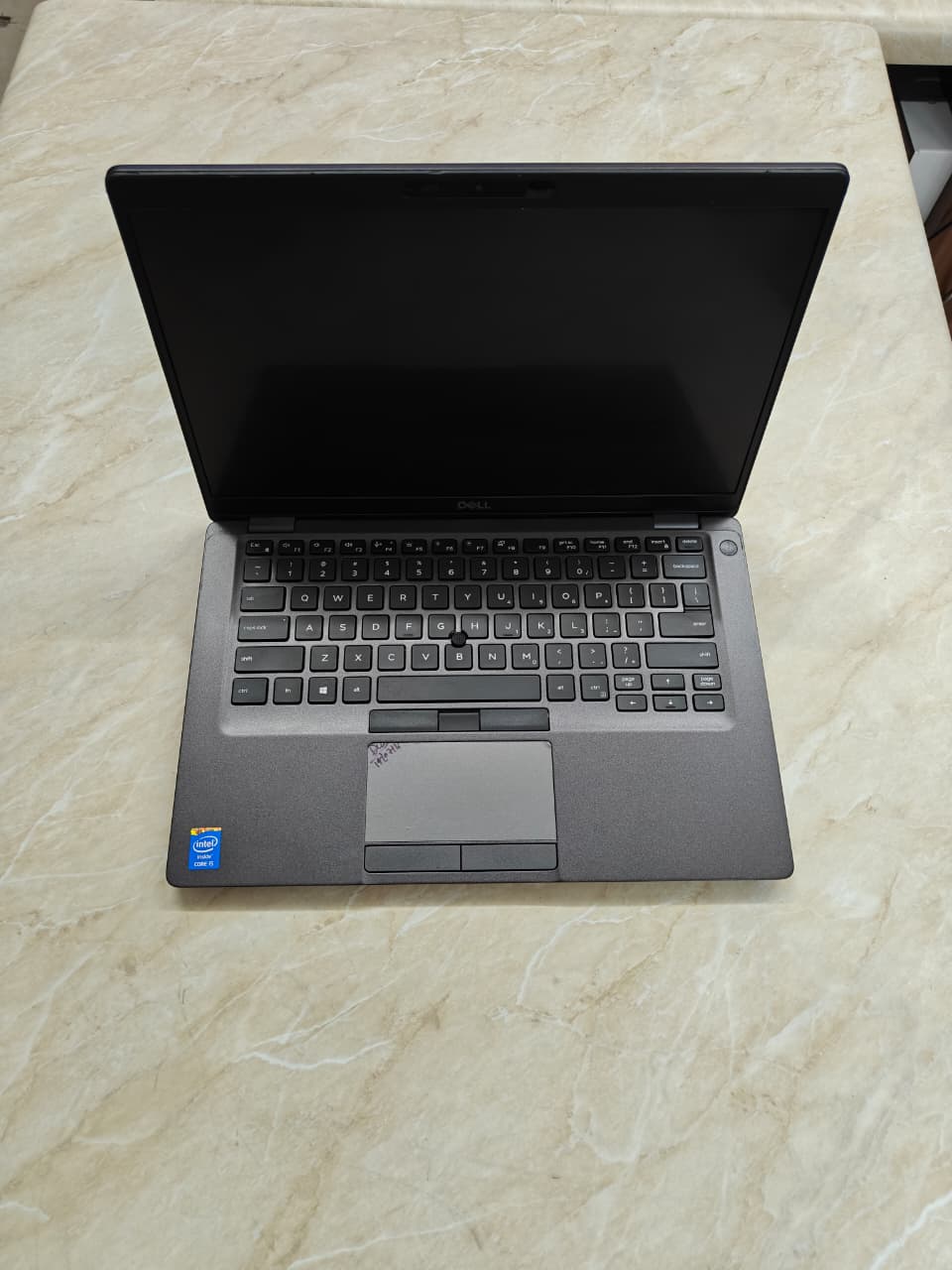 Dell Latitude 5400 – Intel Core i5 8th Gen | 8GB RAM | 256GB SSD | 14” FHD Touchscreen | Windows 10/11